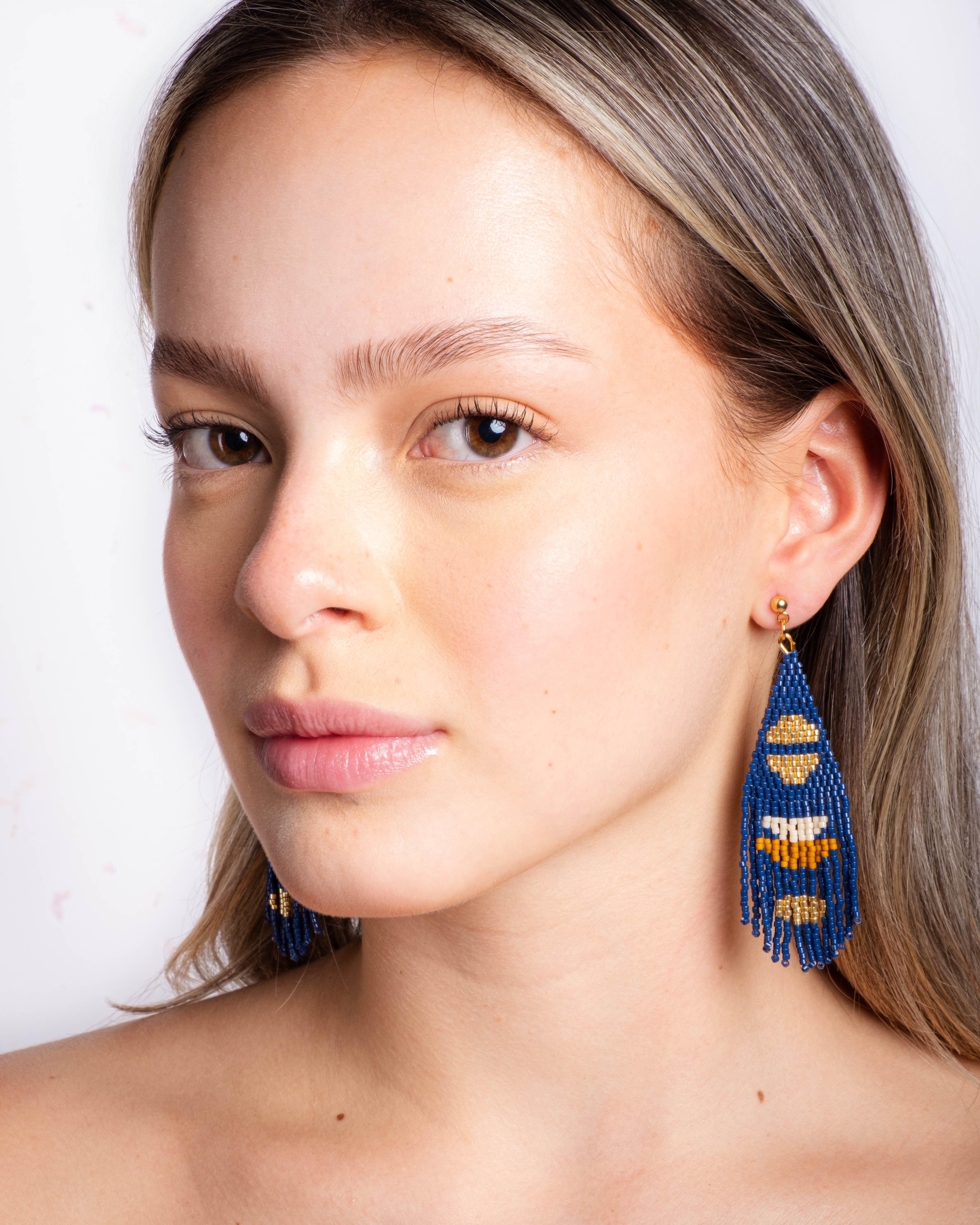 Primary Fusion, half-moon beaded fringe earrings, orders primary colors, real gold, geometric pattern, Mondrian inspired