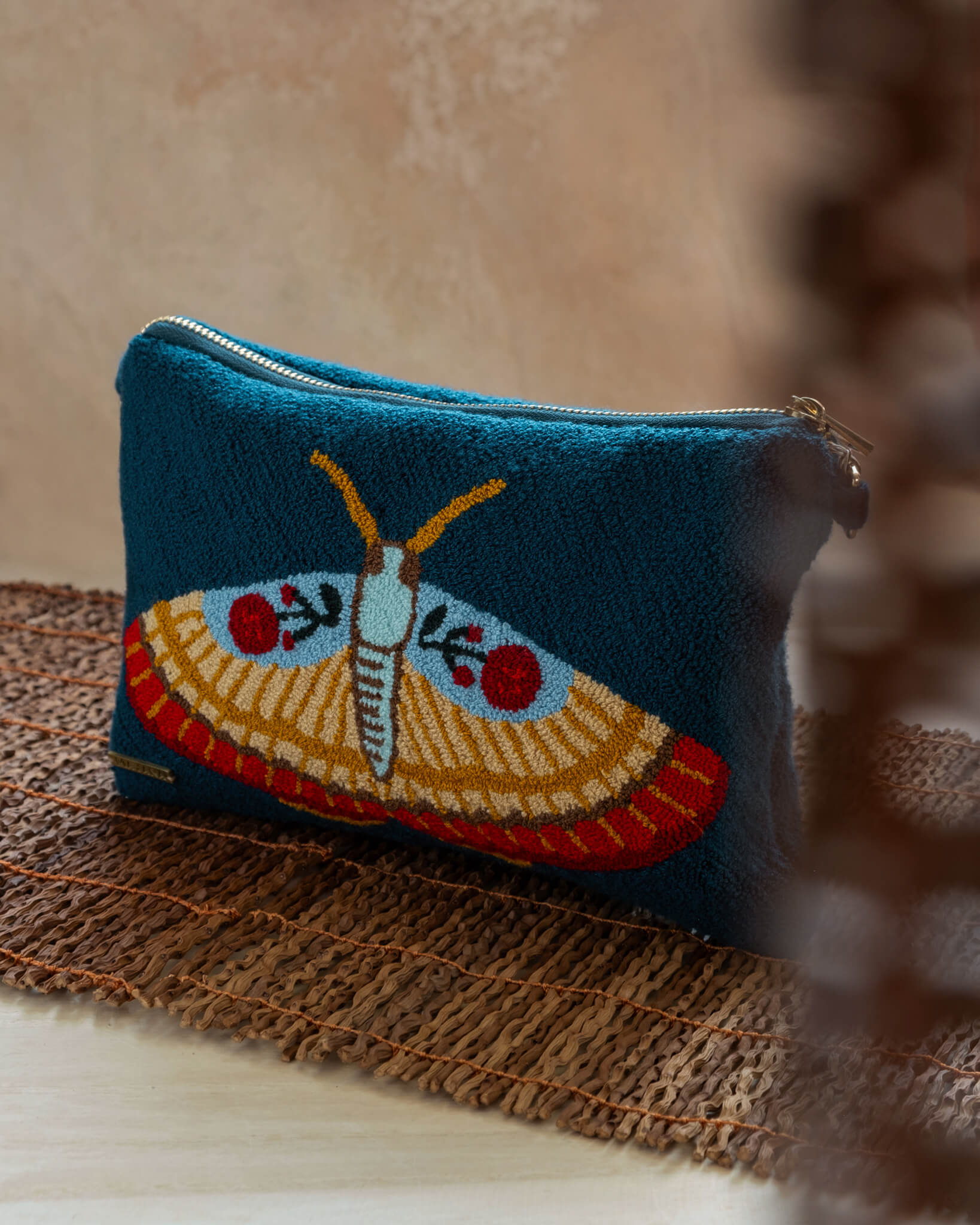 Woven Convertible Crossbody Aluna Bag (Moth)