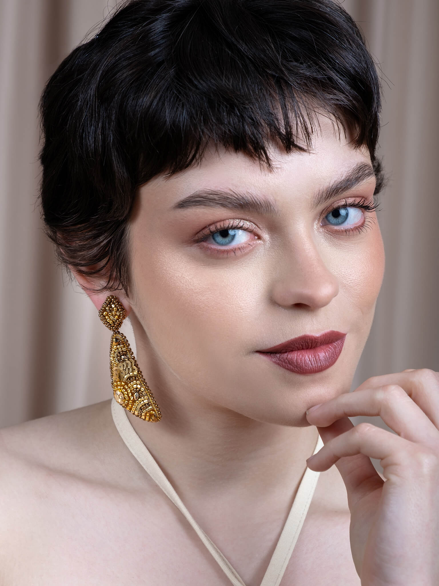 Elara Drop Earrings (Bronze)