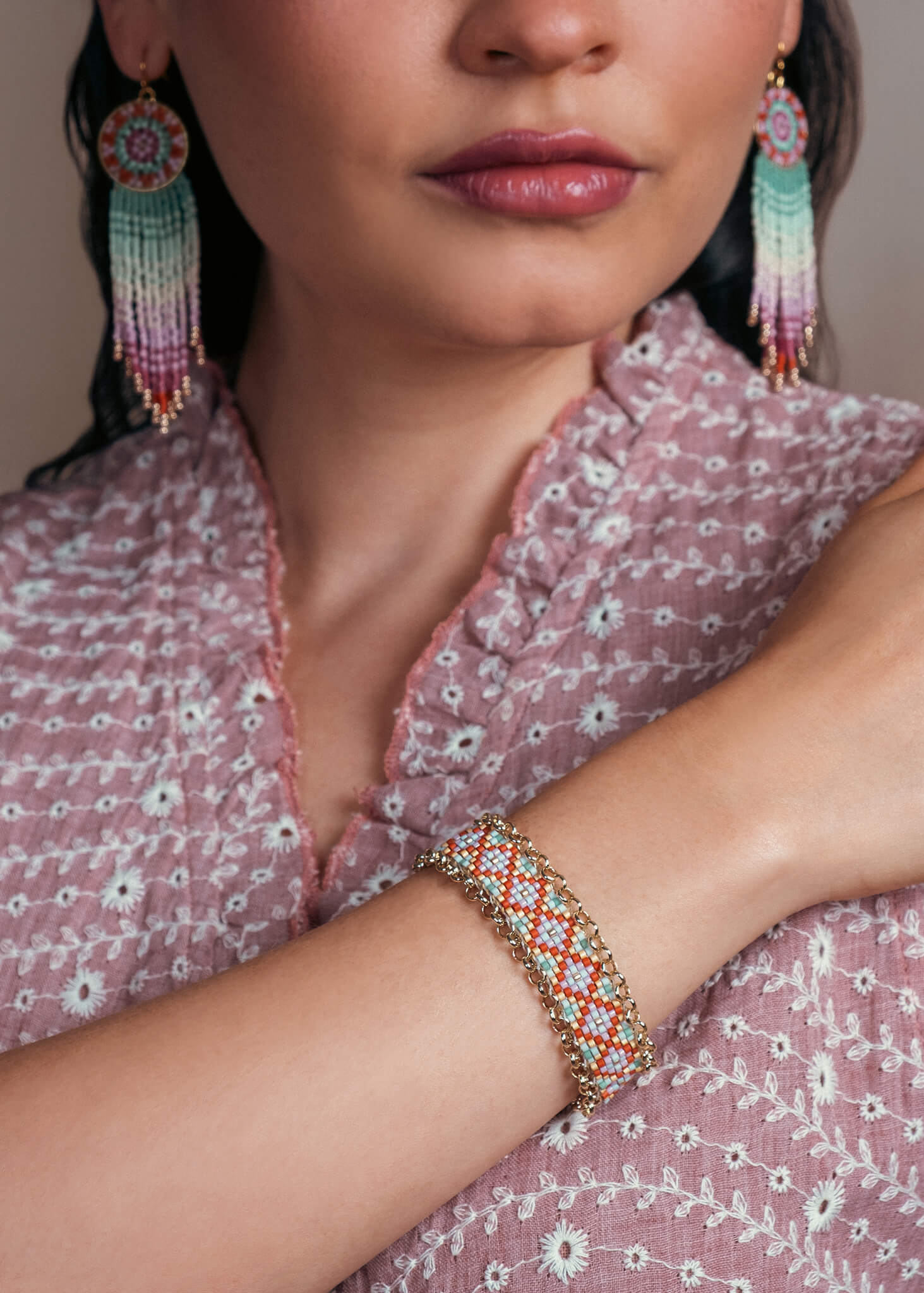 Beaded Handwoven Jali Miyuki and Chain Bracelet (Rust)