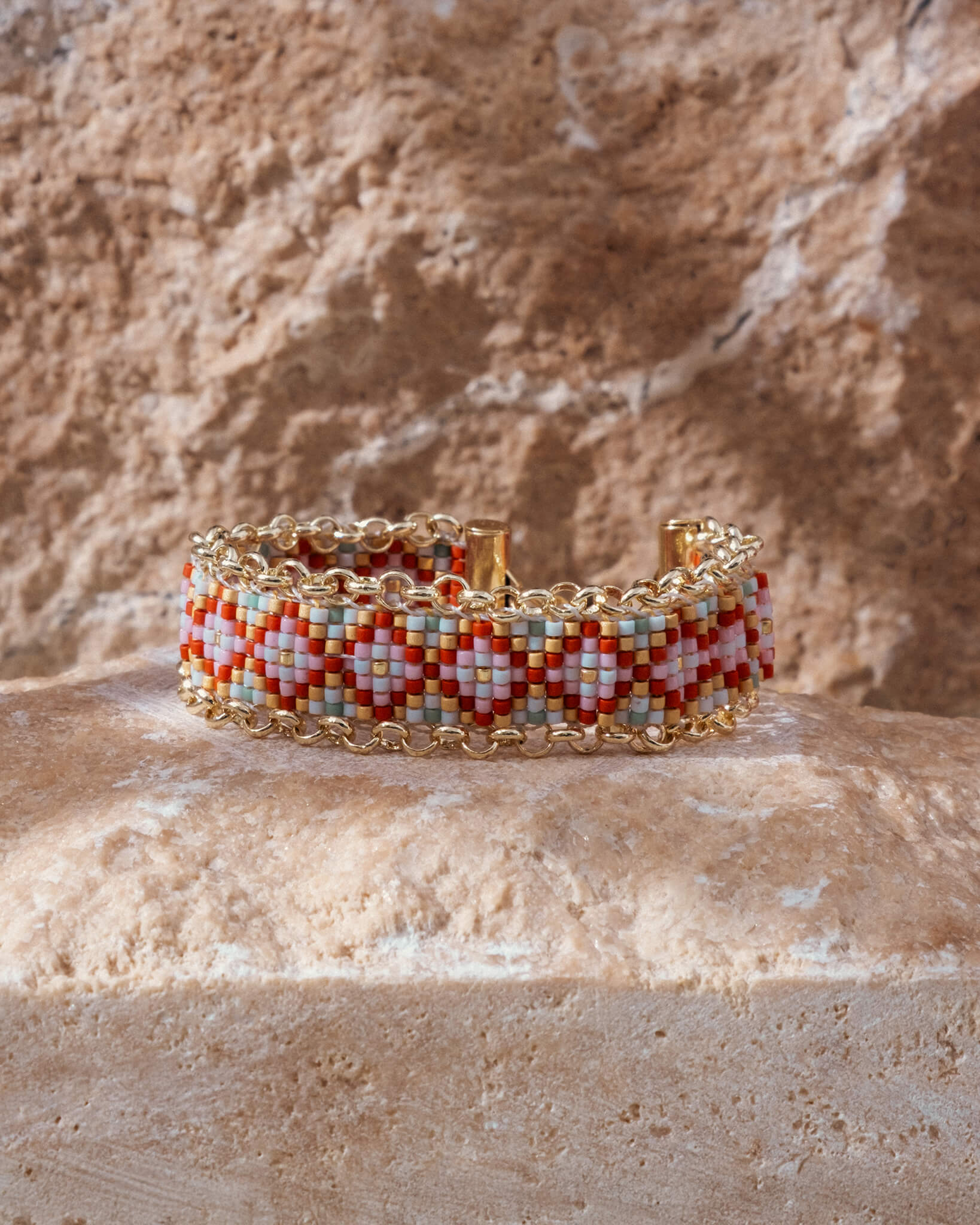 Beaded Handwoven Jali Miyuki and Chain Bracelet (Lilac)